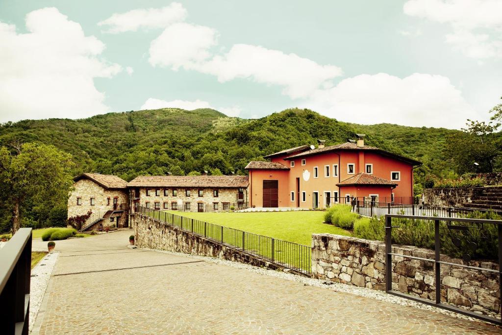 Agriturismo L'Uva E Le Stelle Faedis Bagian luar foto