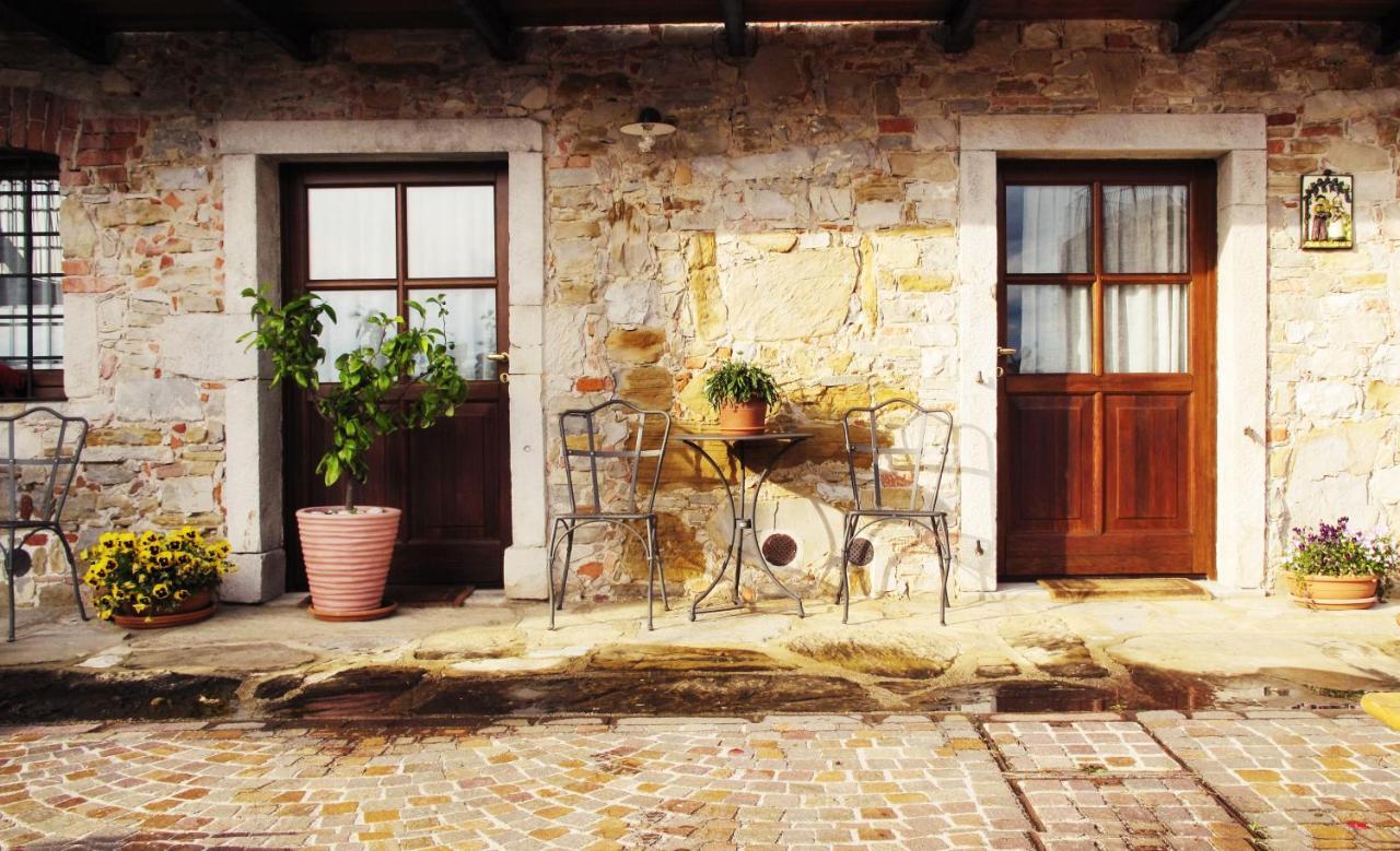 Agriturismo L'Uva E Le Stelle Faedis Bagian luar foto